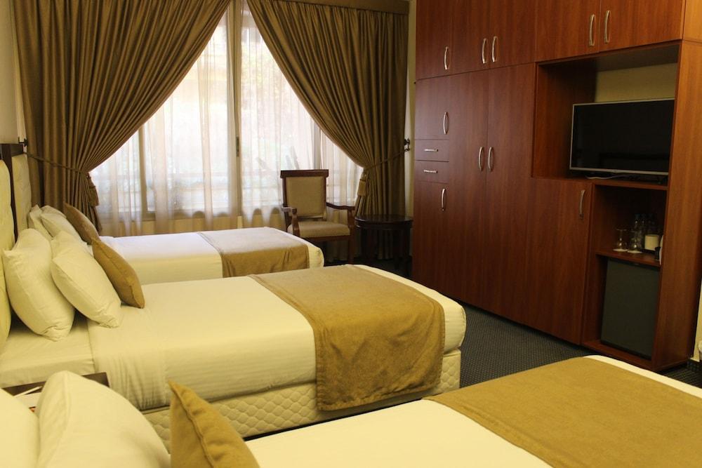 Midtown & 4* Бейрут